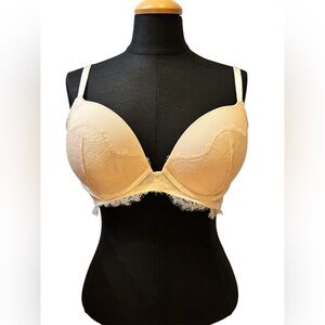 Victoria's Secret Dream Angels Lace Push-Up Bra 34D